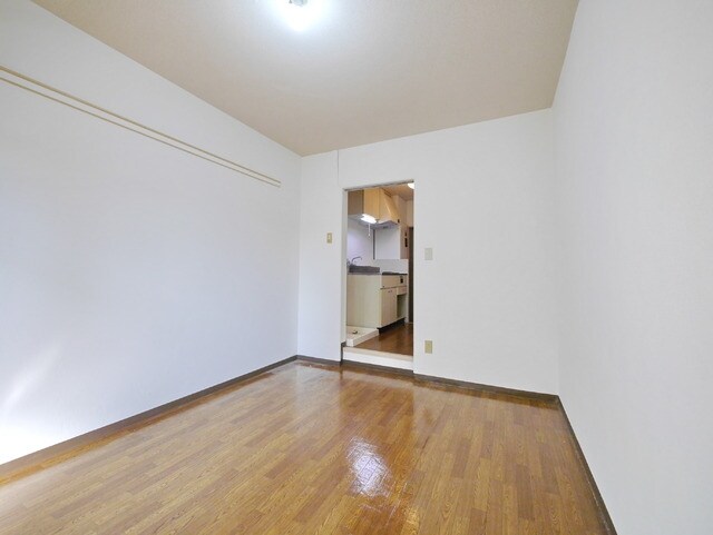 トラストビラ住吉の物件内観写真