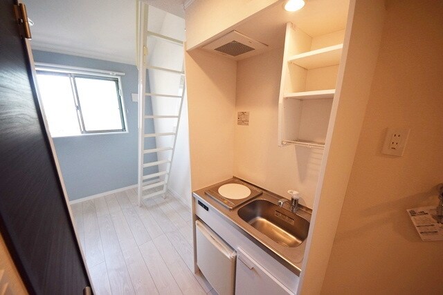 ヒルズ反町B棟の物件内観写真