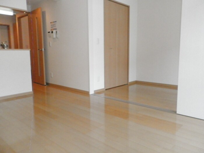 アイリスコート七右衛門の物件内観写真