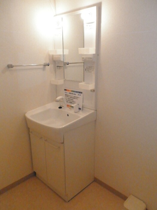 アイリスコート七右衛門の物件内観写真