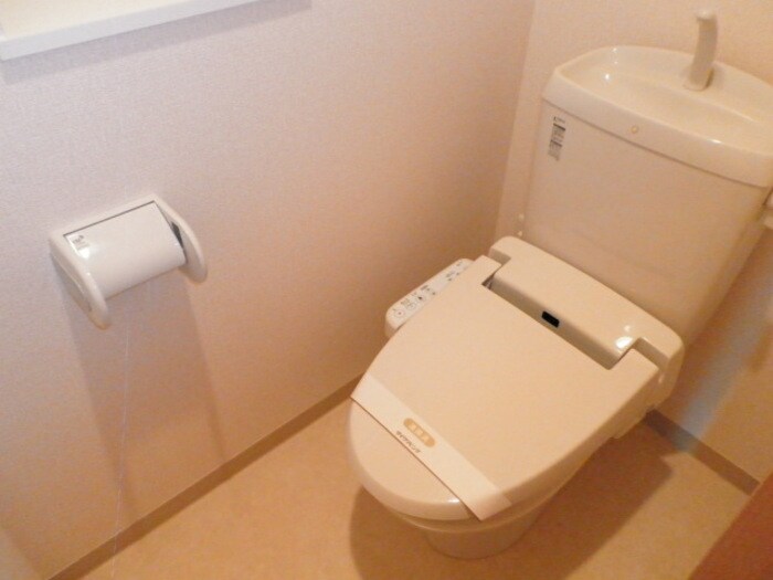 アイリスコート七右衛門の物件内観写真