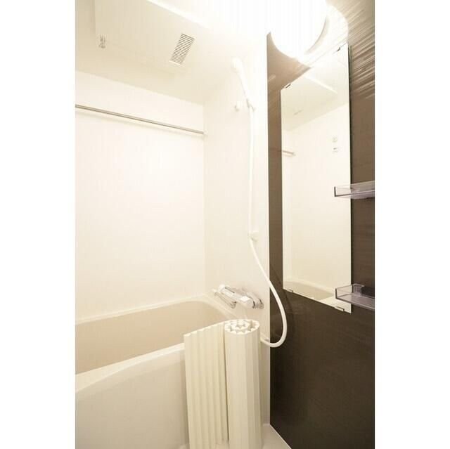 BluRock東神奈川の物件内観写真