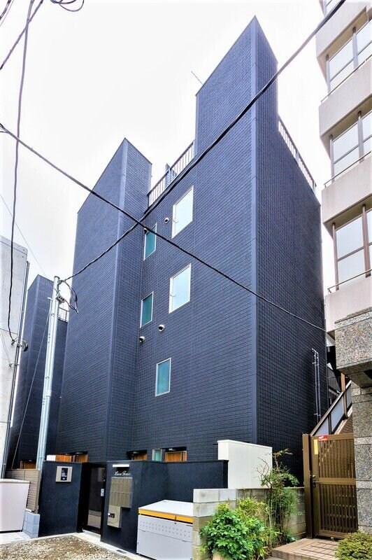 LAVA TOWERの物件外観写真