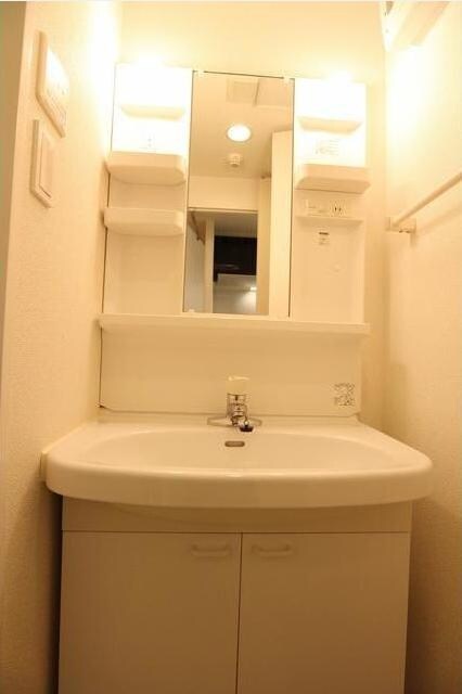 リガーレプレズント氷川台の物件内観写真