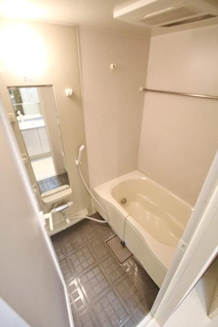 トレステージ目黒の物件内観写真