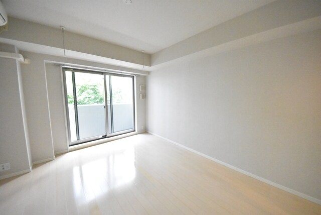 カスタリア三宿の物件内観写真