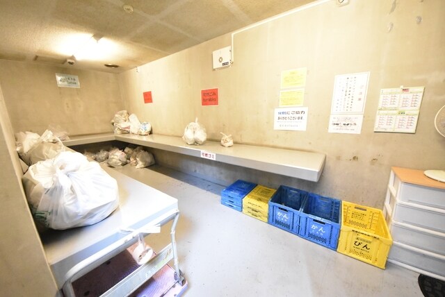 カスタリア三宿の物件内観写真