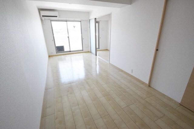 シャン・ド・フルールIIIの物件内観写真