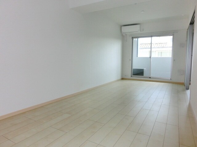 シャン・ド・フルールIIIの物件内観写真