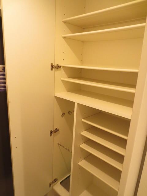 レジディア祐天寺の物件内観写真