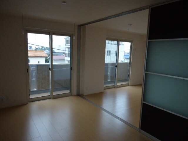 ソレアードAの物件内観写真