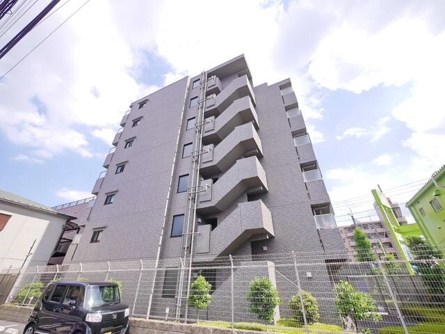 ルーブル武蔵新城の物件外観写真