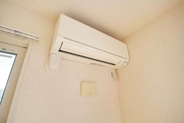 ヒルズ・カーリアAの物件内観写真