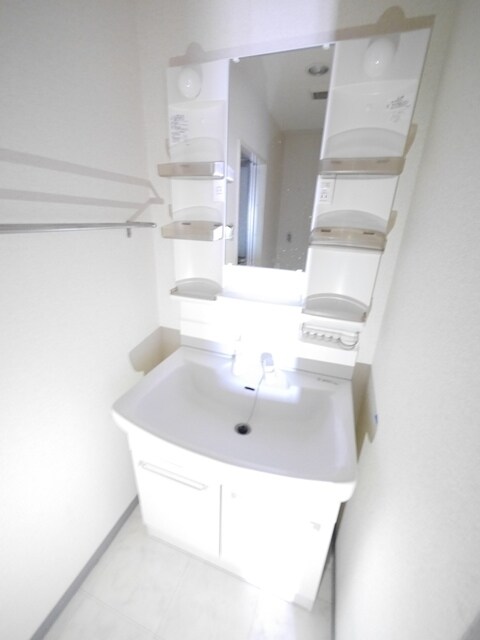 オクトス市ヶ尾1番館の物件内観写真