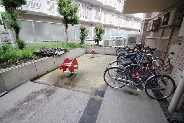 バードタウン7番館の物件内観写真