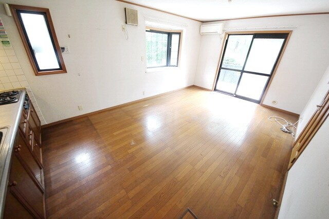 プラザマノワールD棟の物件内観写真