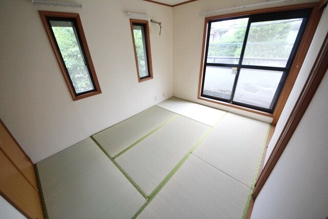 プラザマノワールD棟の物件内観写真