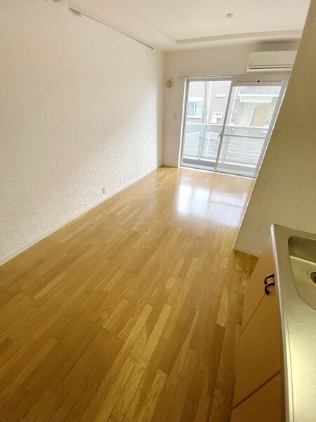 バードタウン9番館の物件内観写真