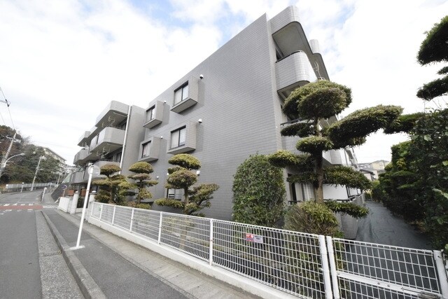 アプリーテ梶ヶ谷の物件外観写真