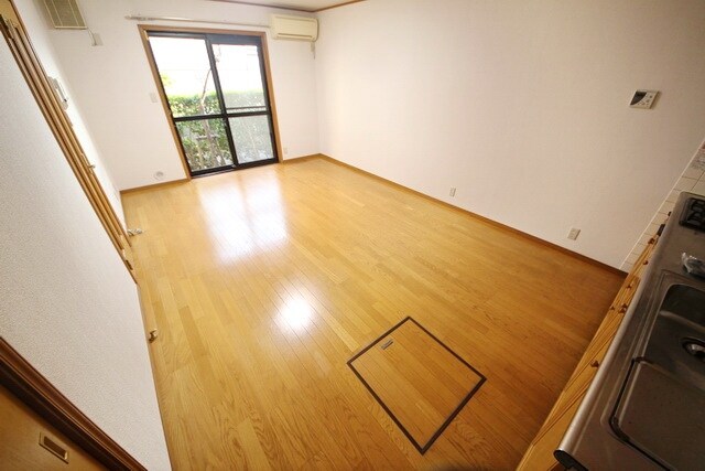 プラザマノワールA棟の物件内観写真