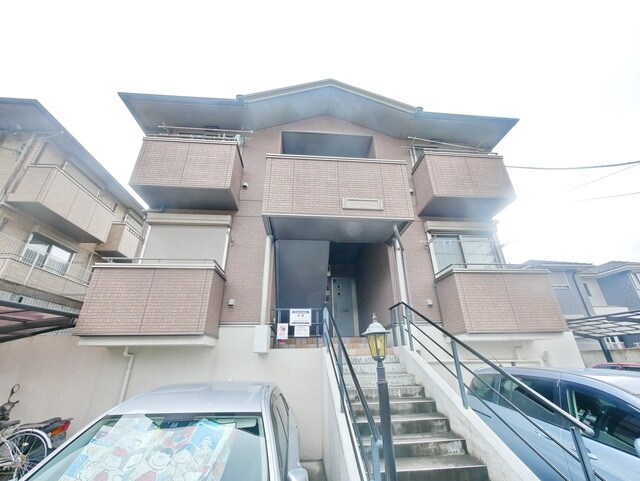 グレイスハウスの物件外観写真