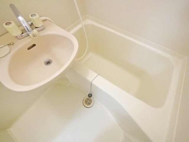 レオパレスTRIP TO THE MOONの物件内観写真