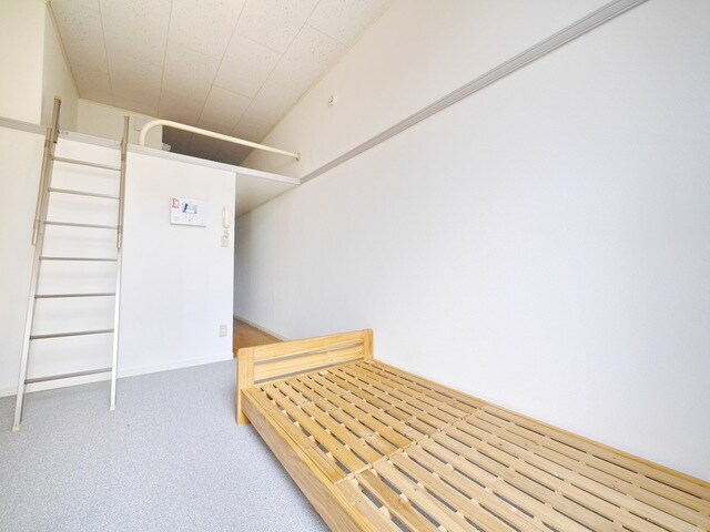 レオパレスTRIP TO THE MOONの物件内観写真