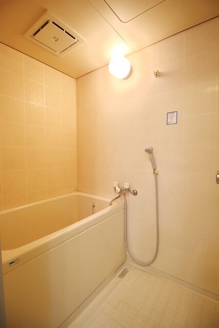 フルール三神 三番館の物件内観写真