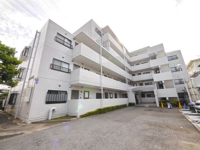 コスモリード武蔵中原の物件外観写真