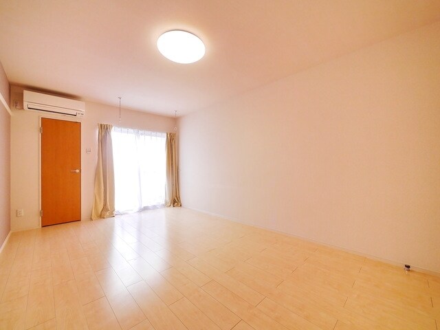 クレイノスリジエの物件内観写真