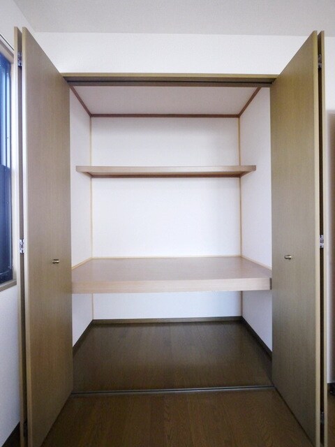 チャコールハイツBの物件内観写真