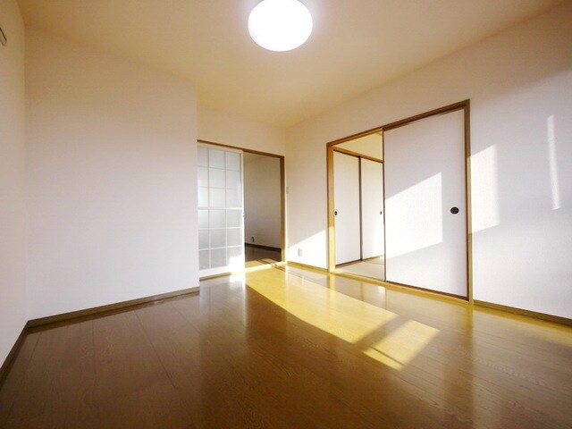 チャコールハイツBの物件内観写真