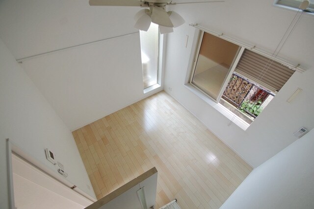 アザーレ鶴川の物件内観写真