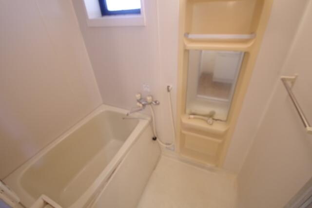 メゾンヴェールIIの物件内観写真