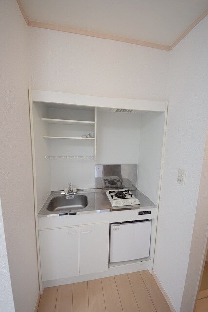 アザレ岡上 の物件内観写真