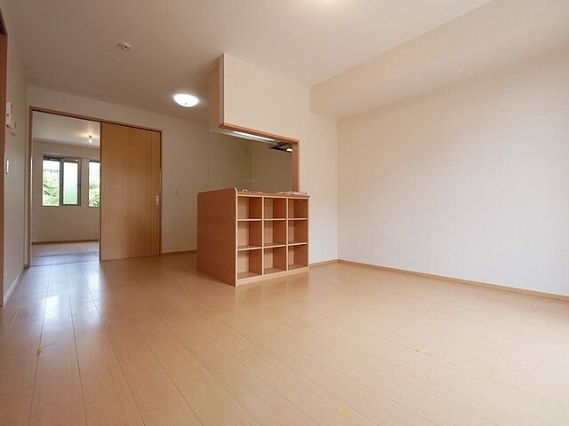 ウィスタリアの物件内観写真