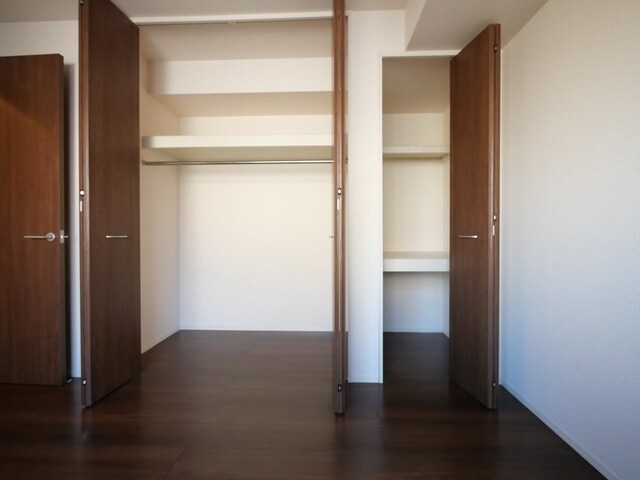 ブリュンヒルトの物件内観写真