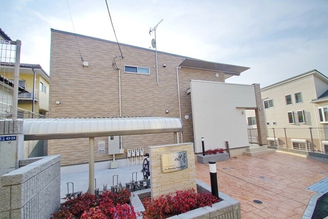 ラ フォレスタ ツルマキの物件内観写真