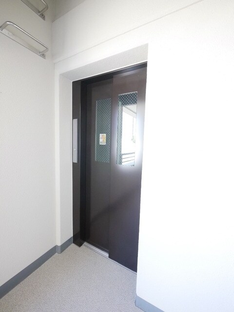 メゾン フォーリストの物件内観写真