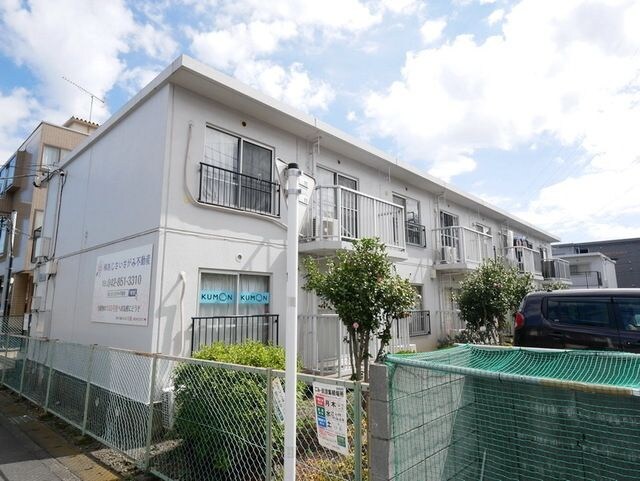 秋元ファミリーハイツIIの物件外観写真