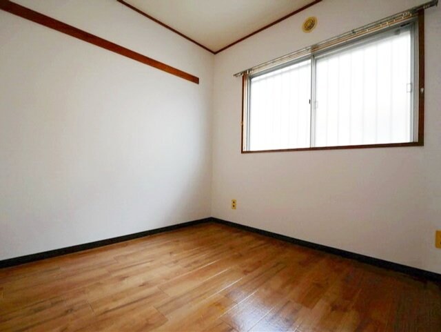 秋元ファミリーハイツIIの物件内観写真