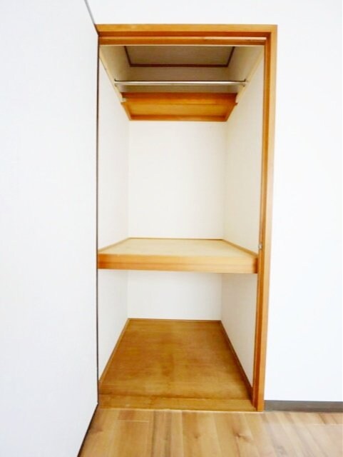 秋元ファミリーハイツIIの物件内観写真