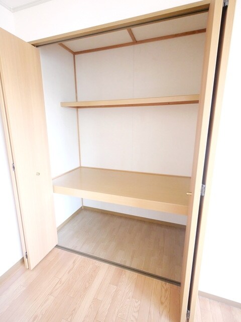 ルミエールAの物件内観写真