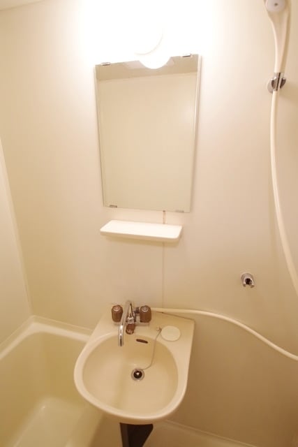 ピースフルイーストの物件内観写真