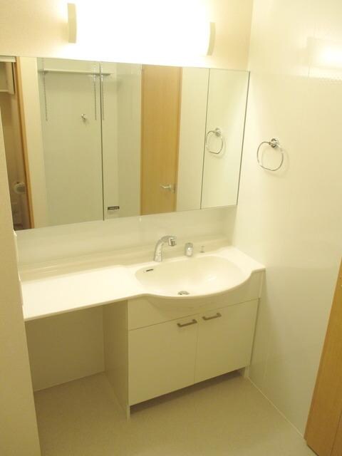 フローラ矢部の物件内観写真