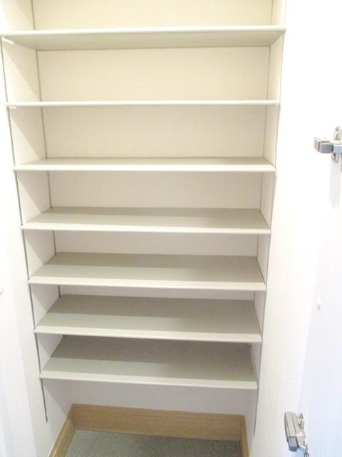 フローラ矢部の物件内観写真