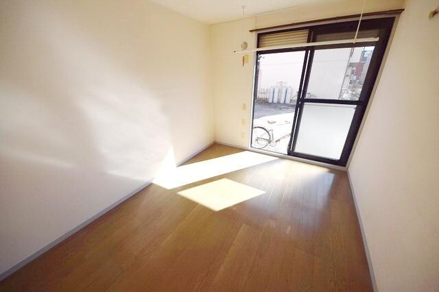 ジュネス陽光台の物件内観写真