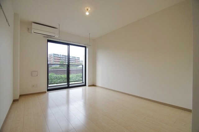 LOC'S SHINYURIGAOKAの物件内観写真