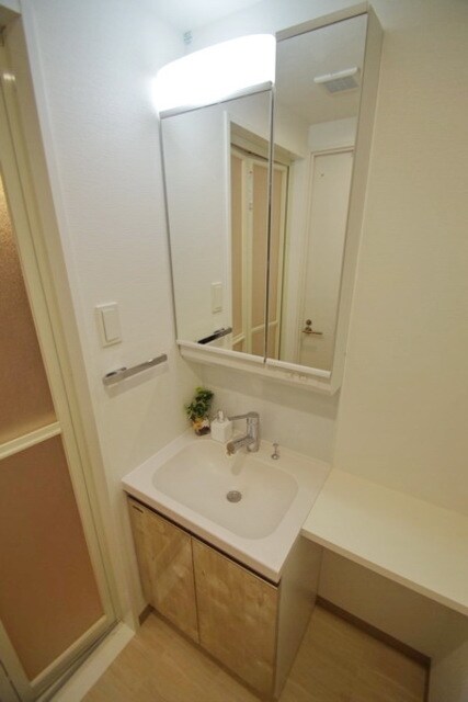 LOC'S SHINYURIGAOKAの物件内観写真