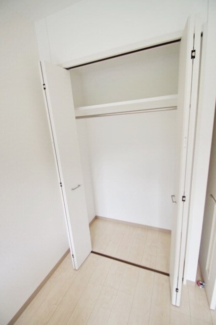 LOC'S SHINYURIGAOKAの物件内観写真